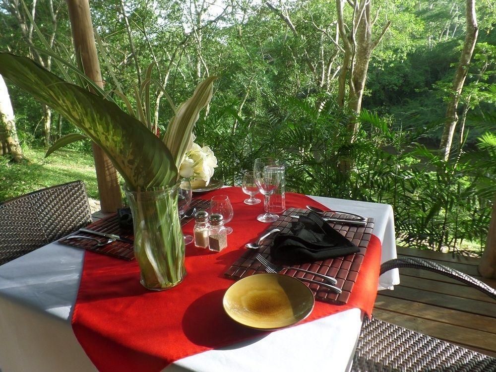 Mystic River Resort San Ignacio Esterno foto