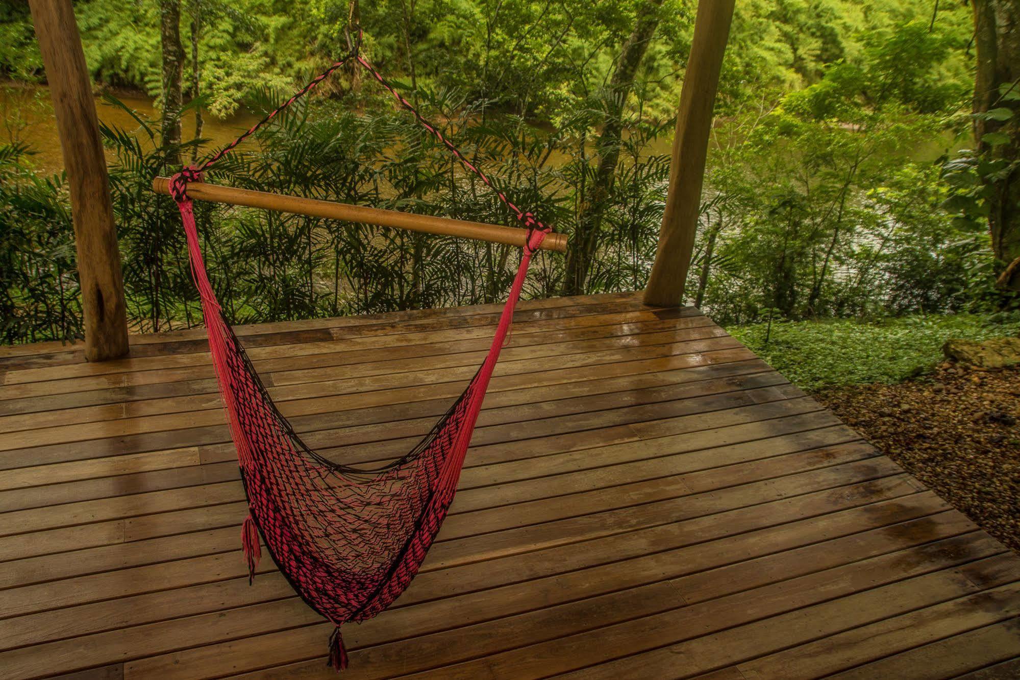 Mystic River Resort San Ignacio Esterno foto