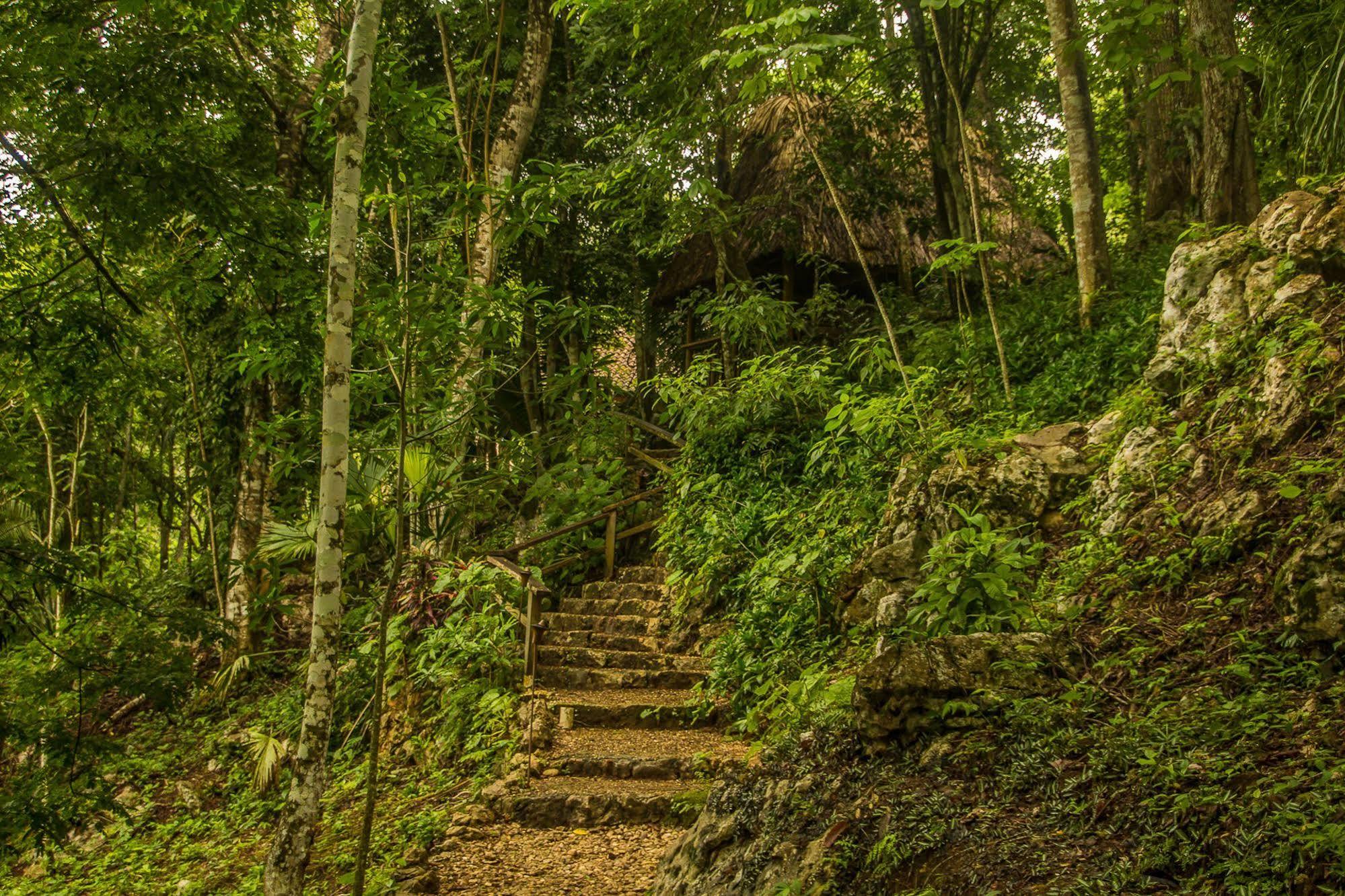 Mystic River Resort San Ignacio Esterno foto