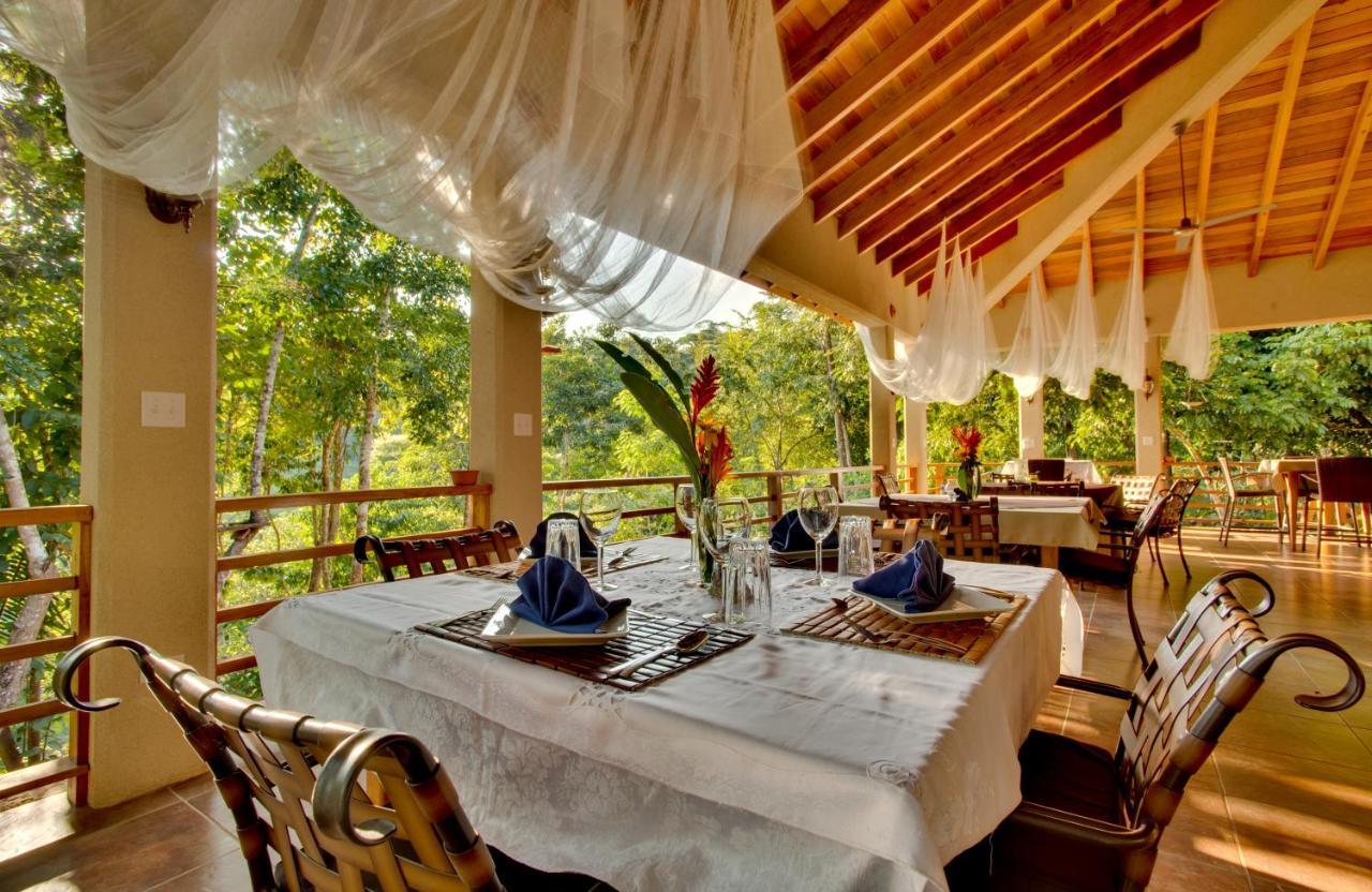 Mystic River Resort San Ignacio Esterno foto